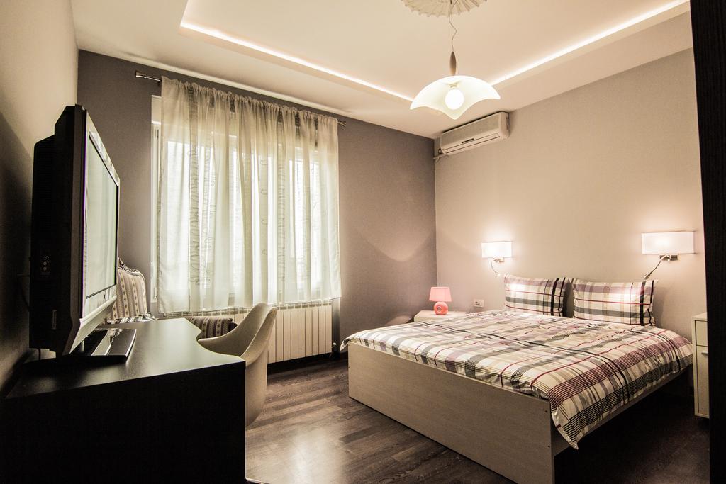 Apartament Fiko Center Of Belgrad Zewnętrze zdjęcie